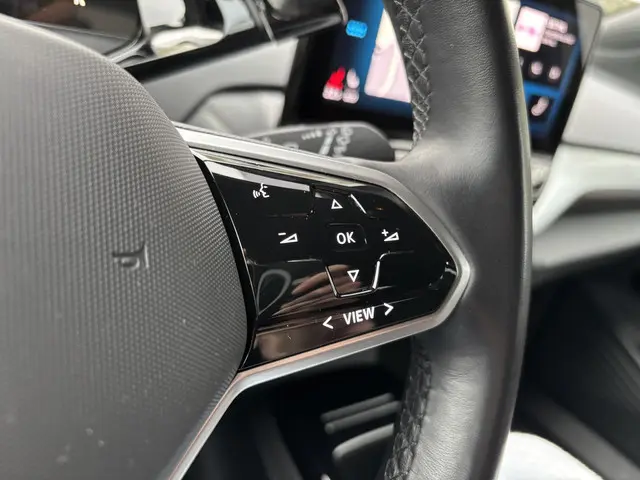 Volkswagen ID.4 First 77 kWh 2021 Elektrisch 25