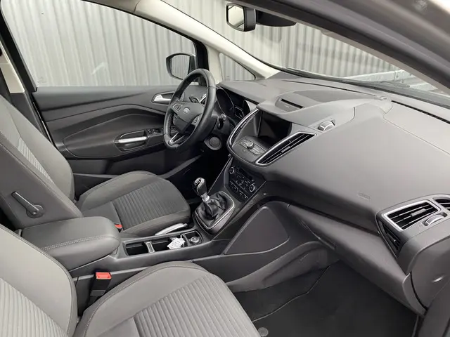 Ford Grand C-Max 1.0 Titanium 2016 Benzine 19