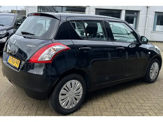Suzuki Swift 1.2 Comfort EASSS 2014 Benzine 3
