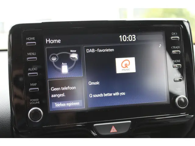 Toyota Yaris 1.5 Hybrid Dynamic 2023 Hybride Benzine 18