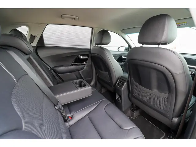Kia Niro 1.6 GDi PHEV ExecutiveLine 2021 Hybride Benzine 7
