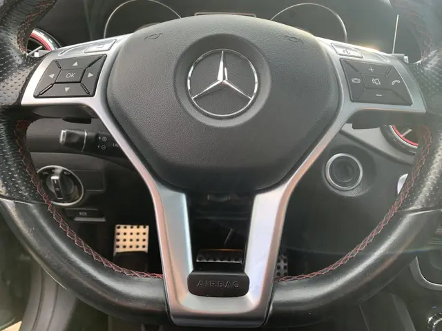 Mercedes-Benz GLA 200 Prestige Comfort 2014 Benzine 11