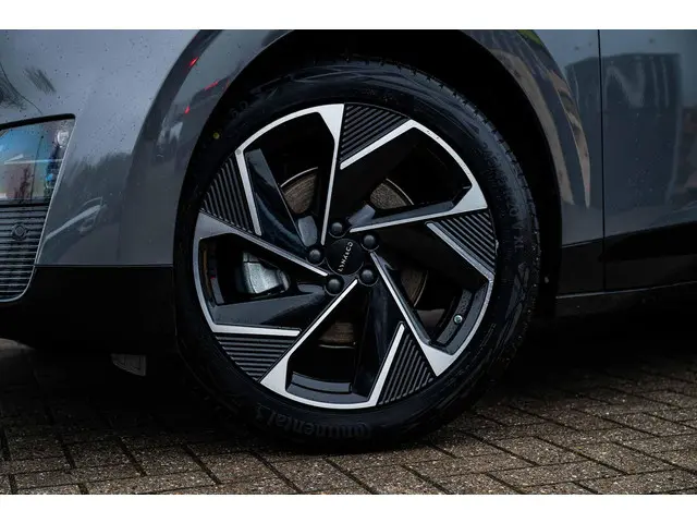 Lynk & Co 02 More 66 kWh 2026 Elektrisch 34