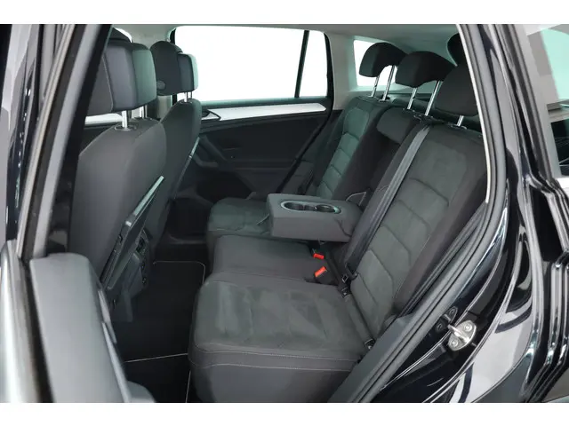 Volkswagen Tiguan 1.5 TSI Life Business 2020 Benzine 30