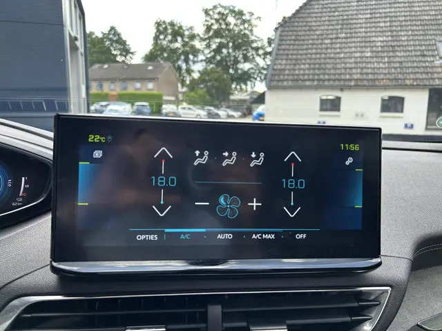 Peugeot 3008 1.6 HYbrid 225 GT 2023 Hybride Benzine 15