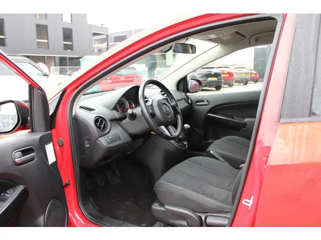 Mazda 2 1.3 Silver Edition 2014 Benzine 13