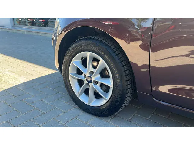 Ford Ka 1.2 Titanium X start/stop 2016 Benzine 10