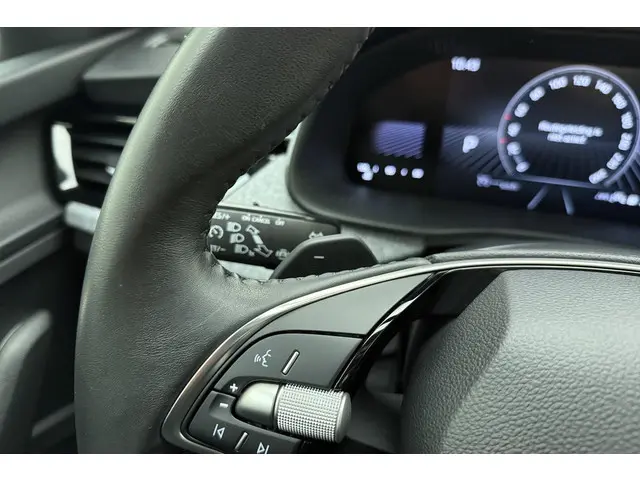 Škoda Kamiq 1.0 TSI Selection 2024 Benzine 27