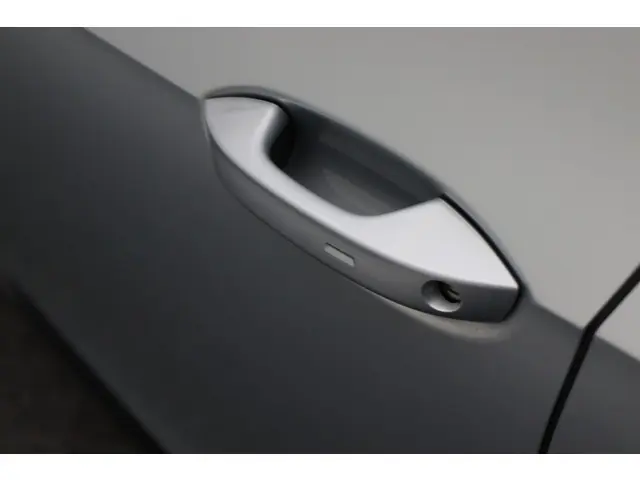 CUPRA Born Adrenaline One 62 kWh 2022 Elektrisch 27