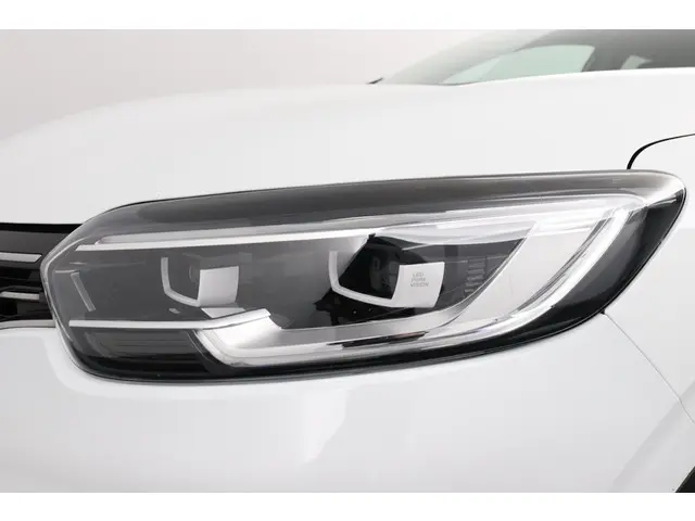Renault Kadjar 1.3 TCe 140 Intens 2021 Benzine 38