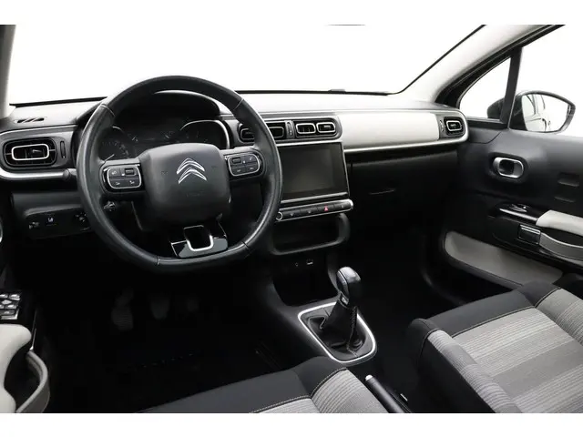 Citroën C3 1.2 PureTech 110pk S&S Shine 2018 Benzine 7