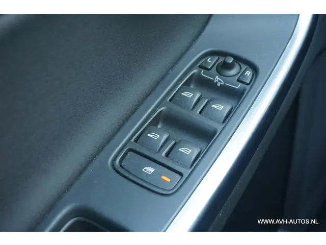 Volvo S60 1.6 T3 Momentum 2015 Benzine 17