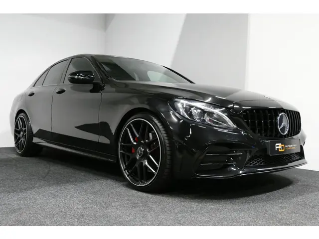 Mercedes-Benz C-Klasse 180 AMG Line 2018 Benzine 17