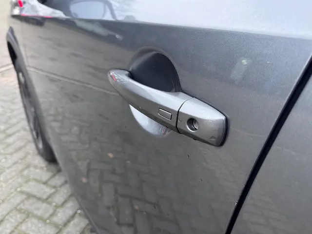 Nissan QASHQAI 1.3 MHEV Xtronic N-Connecta 2025 Benzine 14