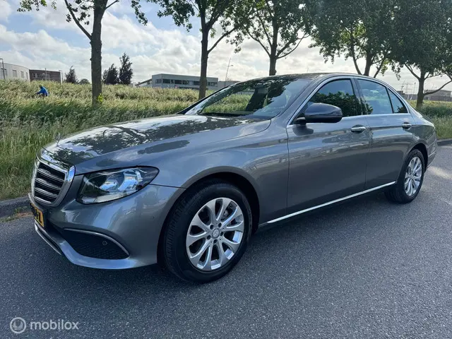 Mercedes-Benz E-Klasse 200 Prestige Plus 2016 Benzine 2