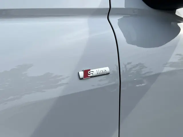 Audi Q4 e-tron 40 S edition 77 kWh 2023 Elektrisch 11