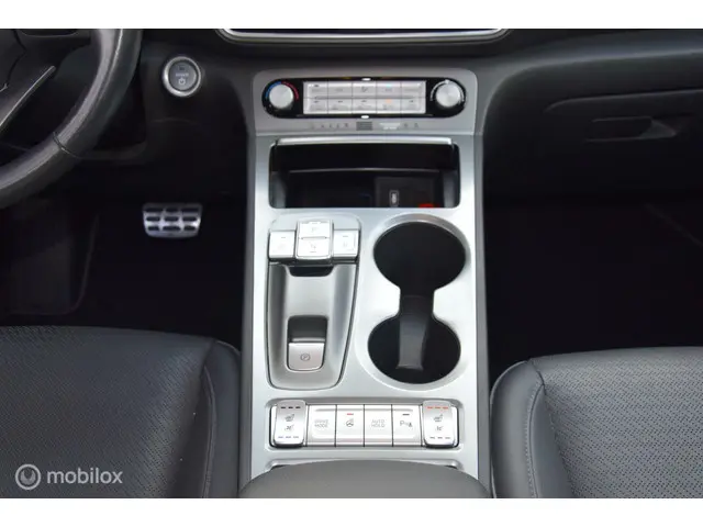 Hyundai Kona EV Premium 64 kWh + Trekhaak 2019 Elektrisch 12