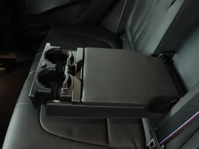 BMW X5 xDrive50e 2025 Hybride Benzine 39