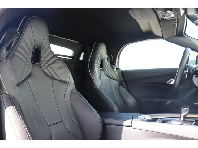 BMW Z4 Roadster M40i High Executive 2024 Benzine 11