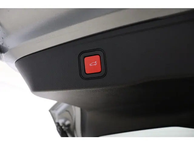 Jeep Avenger 1.2 e-Hybrid Summit 2025 Hybride Benzine 14