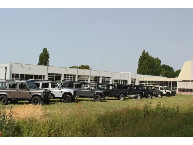 Land Rover Defender D240 110 S 7 Seater 2020 Diesel 48