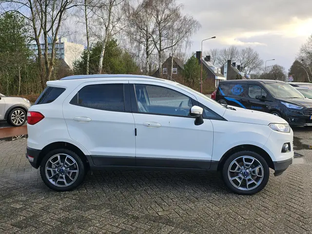 Ford EcoSport 1.0 EcoBoost Titanium 2017 Benzine 2