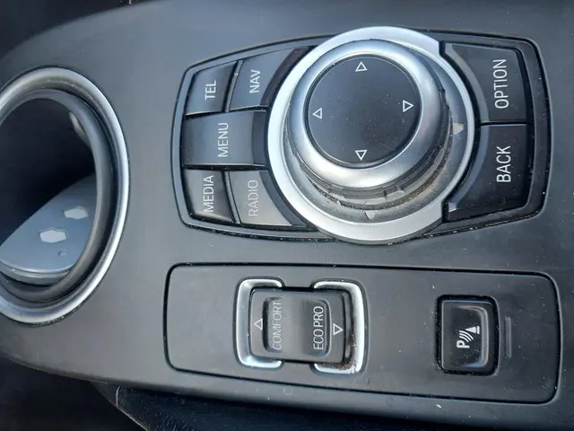 BMW i3 Basis Comfort Advance 22 kWh 2015 Elektrisch 9