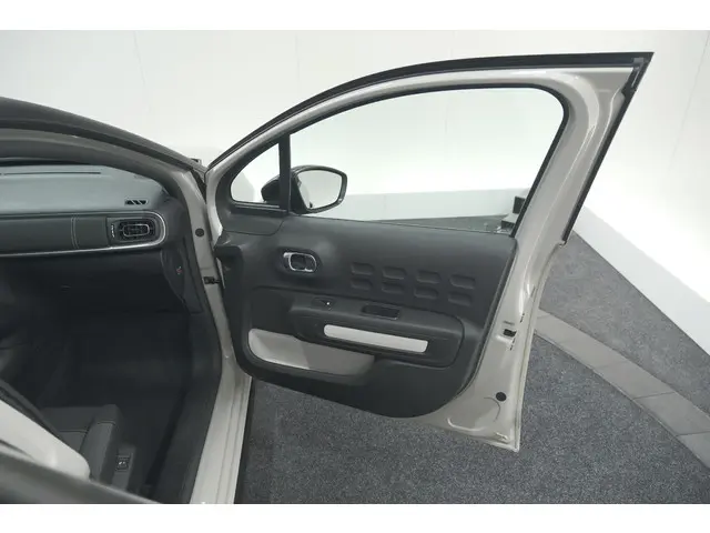 Citroën C3 PureTech 82 C-Series 2022 Benzine 58