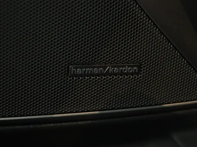 BMW 3 Serie Touring 330e xDrive 2025 Hybride Benzine 36