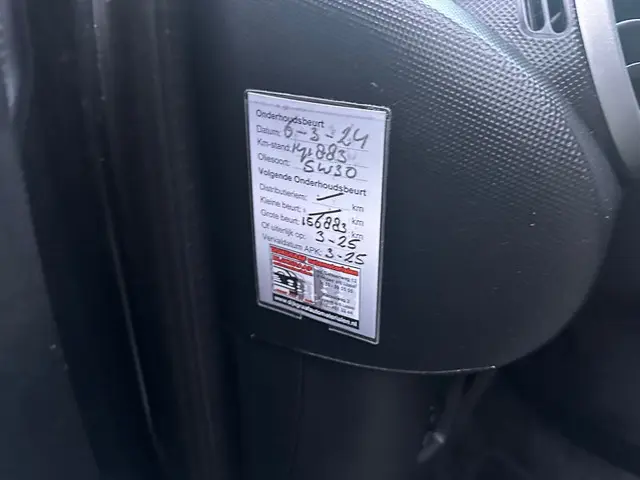 Toyota Aygo 1.0 VVT-i Now 2014 Benzine 8