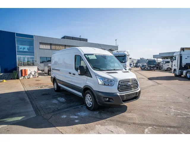 Ford Transit 2.0 TDCI 2019 Diesel 8