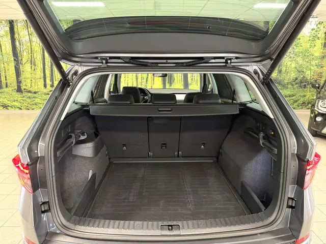 Škoda Kodiaq 1.5 TSI Business Edition Plus 2023 Benzine 38