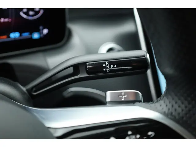 Mercedes-Benz C-Klasse 200 AMG Line 2022 Hybride Benzine 7