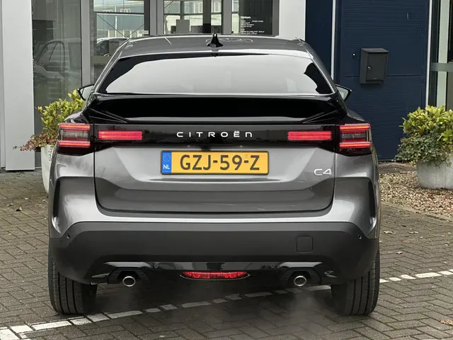 Citroën C4 1.2 Hybrid Max 136pk 2024 Hybride Benzine 8