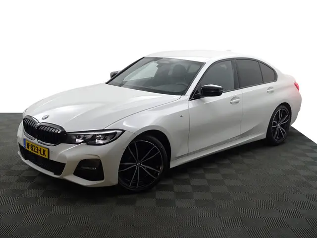 BMW 3 Serie 320i xDrive M Sport Edition- 2019 Benzine 4