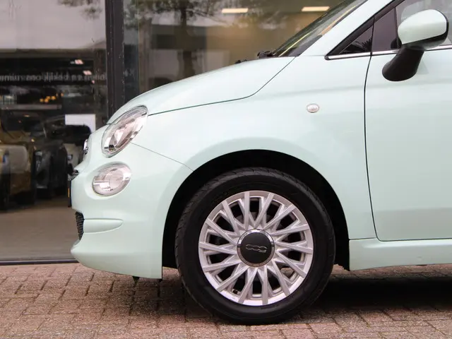 Fiat 500 1.2 Lounge 2018 Benzine 8