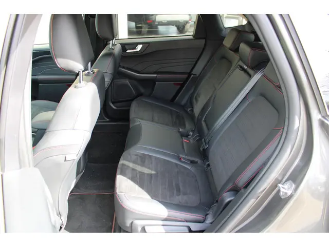 Ford Kuga 2.5 PHEV ST-Line X 2023 Hybride Benzine 34