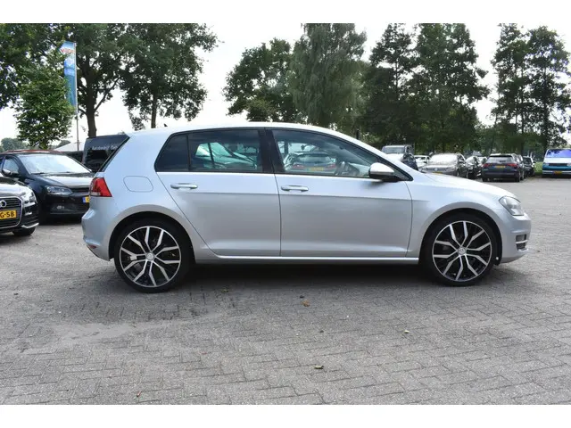 Volkswagen Golf 1.2 TSI Highline 2013 Benzine 3