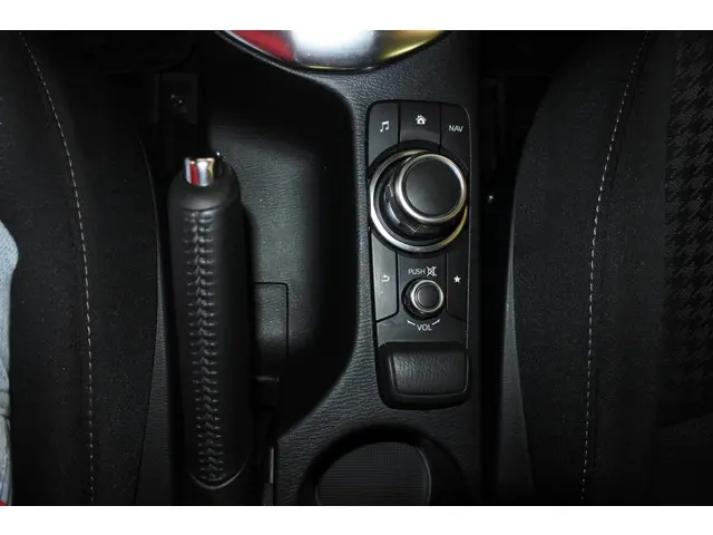 Mazda 2 1.5 90pk Sport Selected 2019 Benzine 17