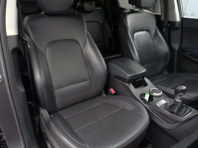 Hyundai Santa Fe 2.4i GDI i-Catcher- 2013 Benzine 26