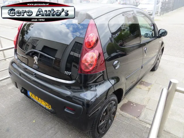Peugeot 107 1.0 Envy 5 deurs 2013 Benzine 11