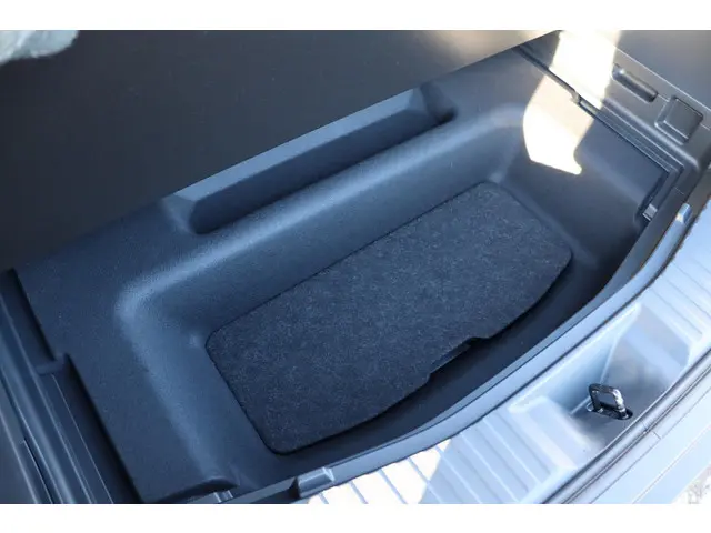 Toyota bZ4X Dynamic 73,1 kWh, 360 camera, 2026 Elektrisch 35