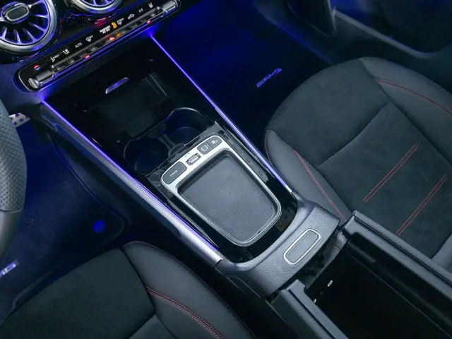 Mercedes-Benz EQB 250+ AMG Line LIMITED 2025 Elektrisch 23