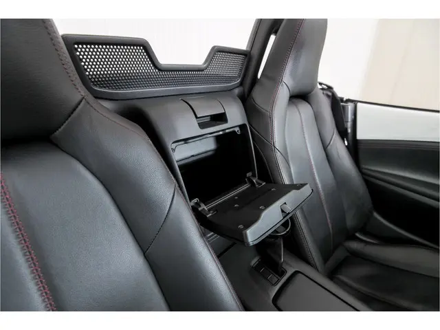 Mazda MX-5 ND 1.5 SkyActiv-G 131 S 2016 Benzine 39