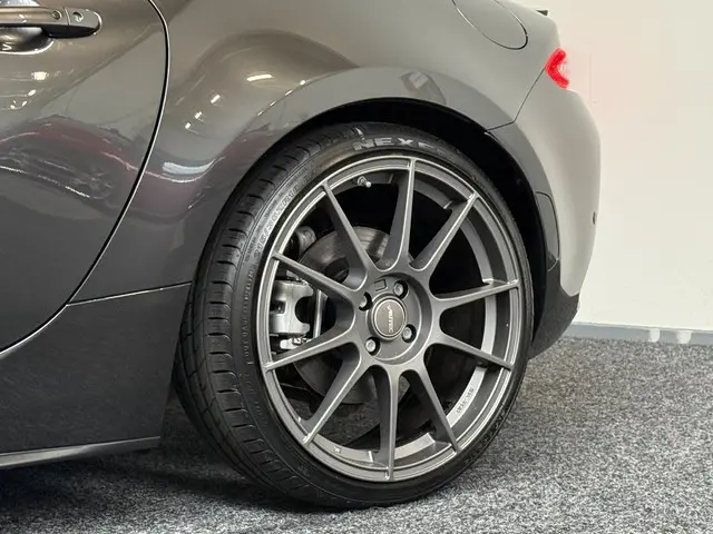 Mazda MX-5 2.0 SkyActiv-G 184pk Signature 2020 Benzine 7