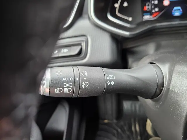 Renault Clio 1.3 TCe Intens Automaat 2020 Benzine 16