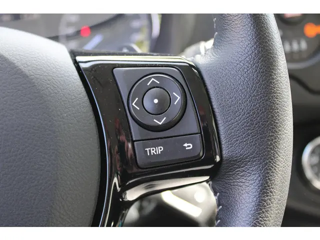 Toyota Yaris 1.5 VVT-i Aspiration 2018 Benzine 16