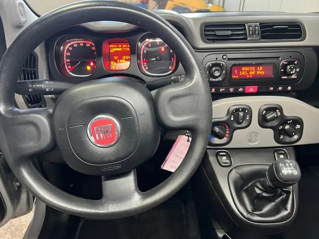 Fiat Panda 0.9 TwinAir Edizione Cool 2014 Benzine 9