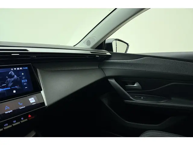 Peugeot 308 SW 1.2 PureTech Allure 2024 Benzine 31