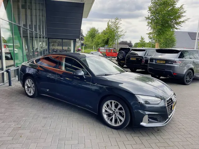 Audi A5 Sportback 40 TFSI S edition 2021 Benzine 42